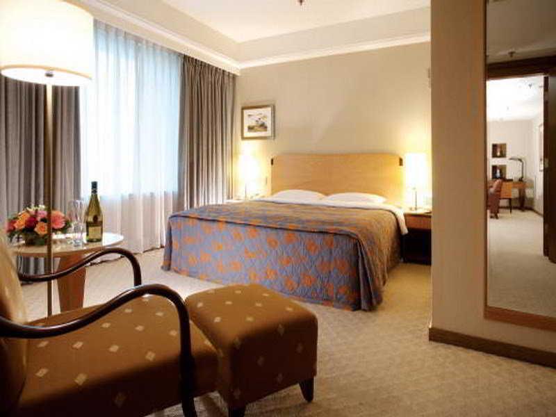 Chateau De Chine Hotel Taoyuan Bagian luar foto
