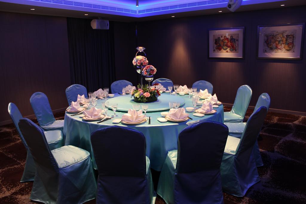 Chateau De Chine Hotel Taoyuan Bagian luar foto