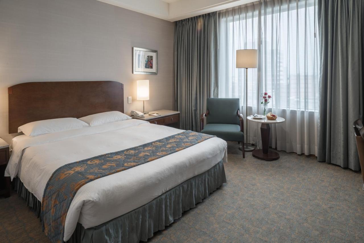 Chateau De Chine Hotel Taoyuan Bagian luar foto